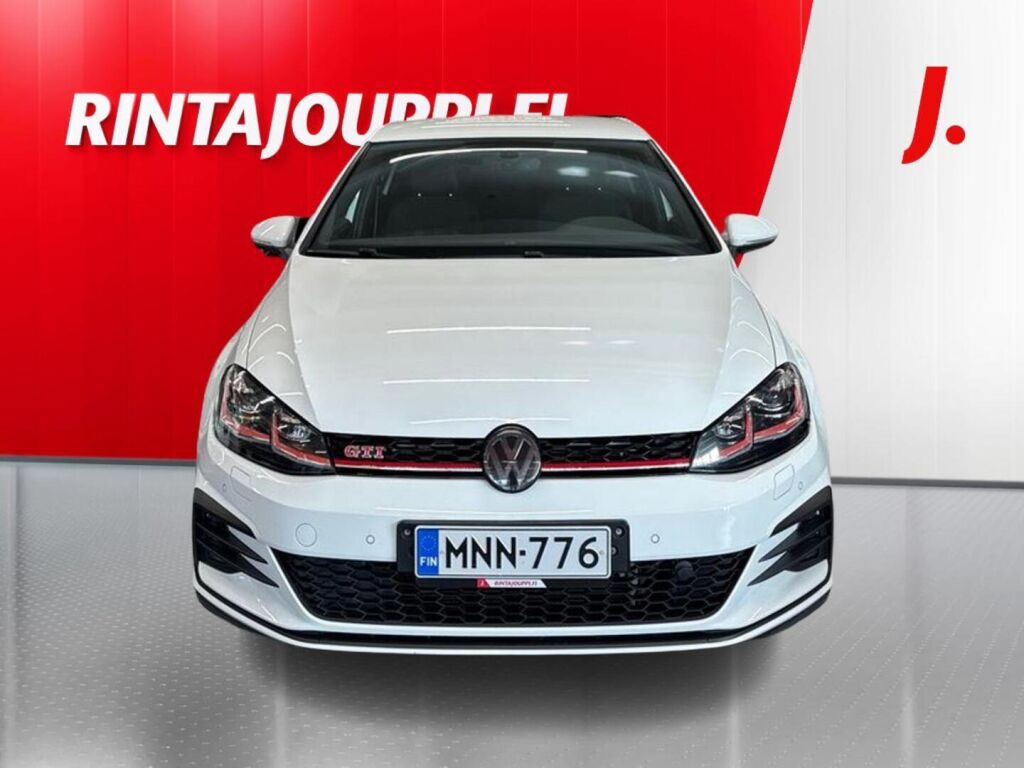 Volkswagen Golf 2018 Valkoinen
