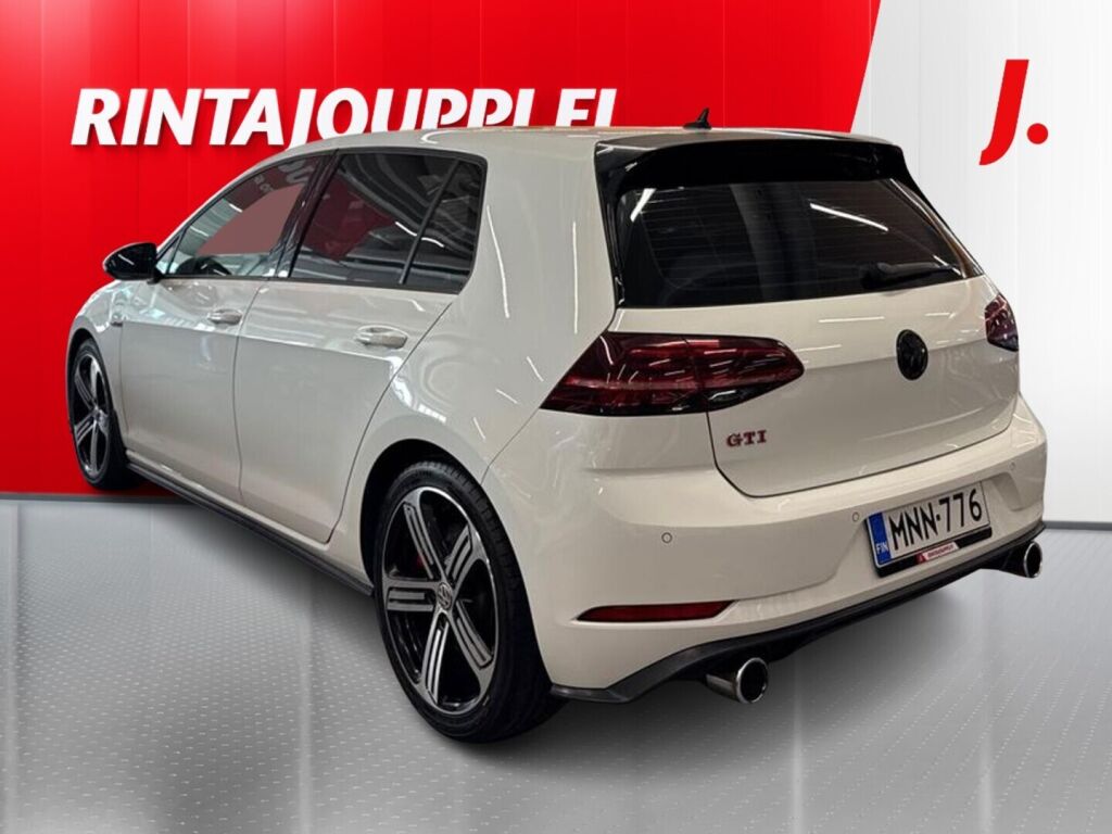 Volkswagen Golf 2018 Valkoinen