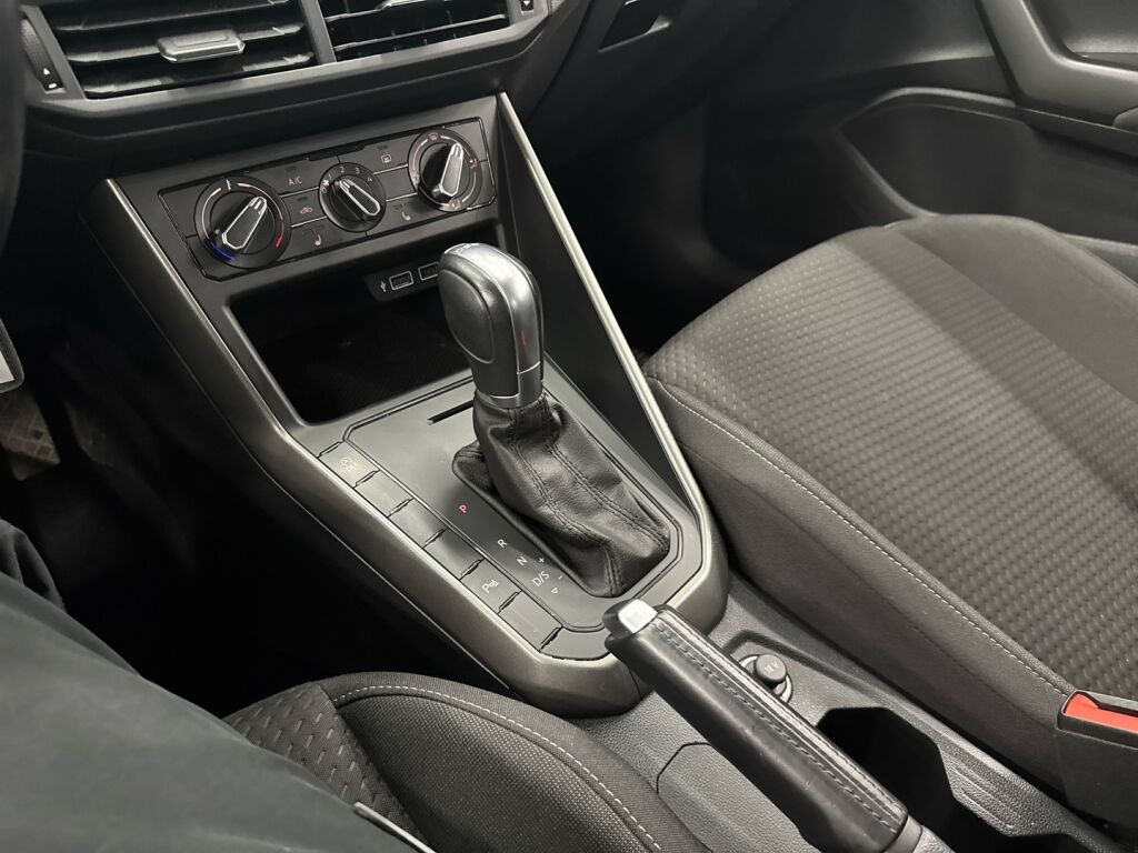 Volkswagen Polo 2018 Hopea