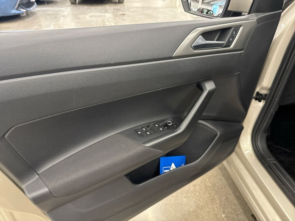 Volkswagen Polo 2018 Hopea