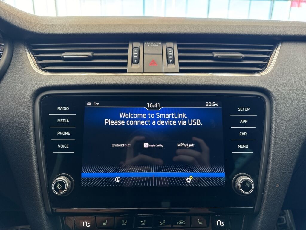 Skoda Octavia 2018 Sininen