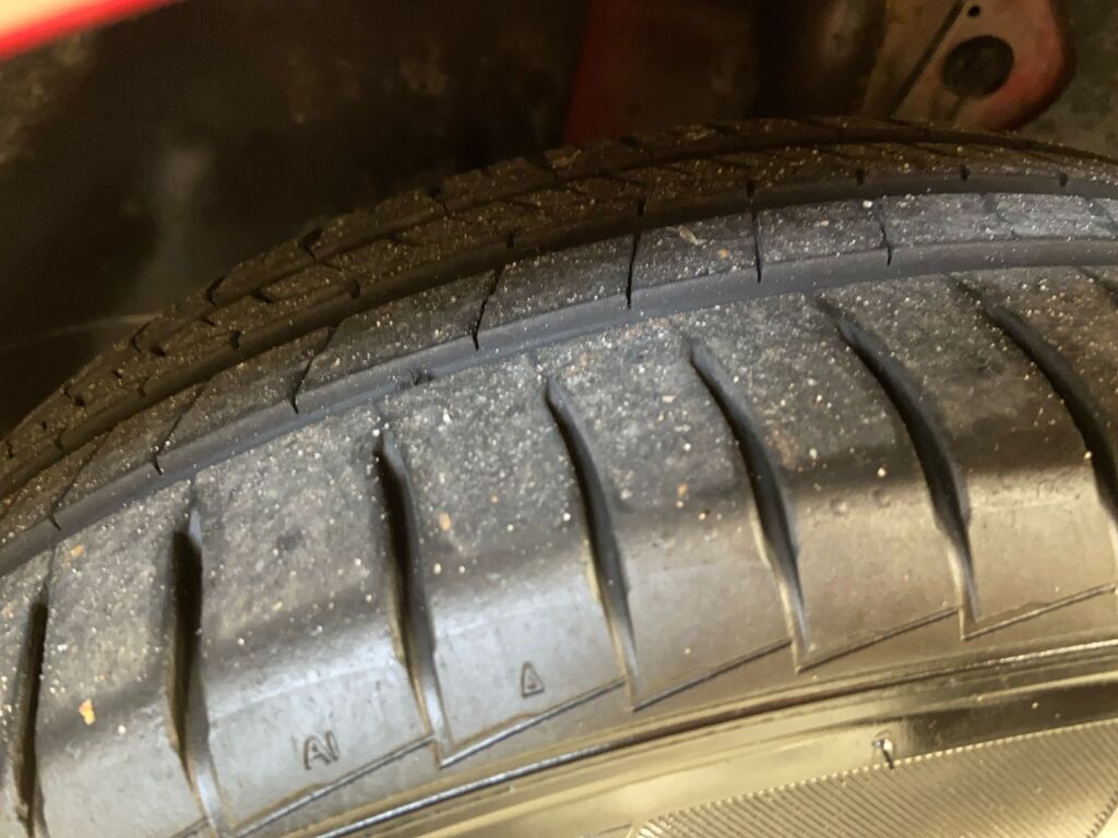 Volkswagen Golf 2018 Punainen