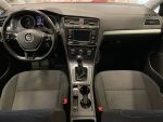 Volkswagen Golf 2018 Punainen