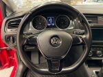 Volkswagen Golf 2018 Punainen