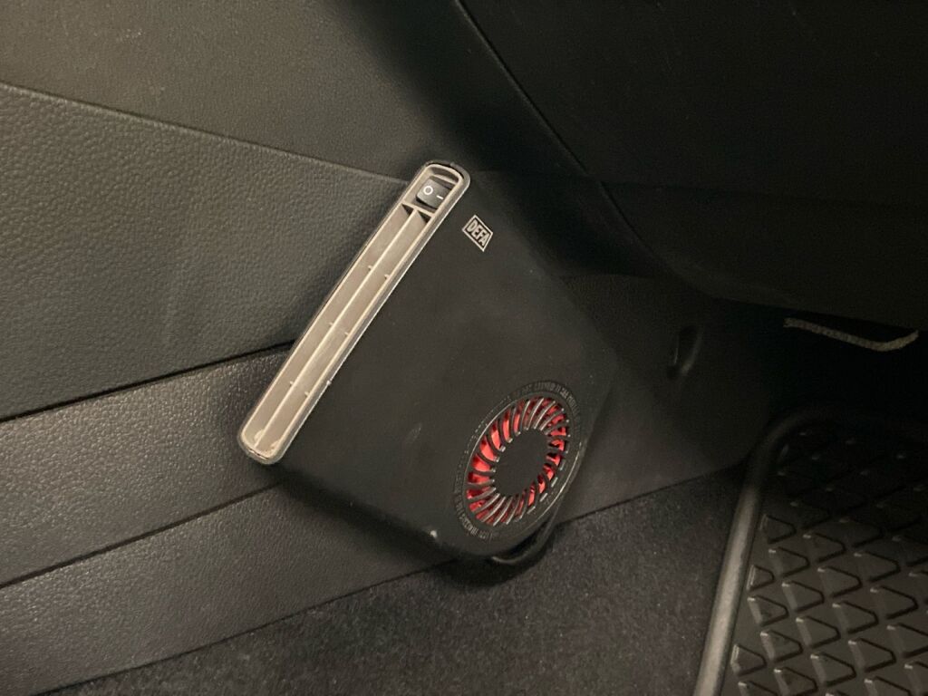 Volkswagen Golf 2018 Punainen