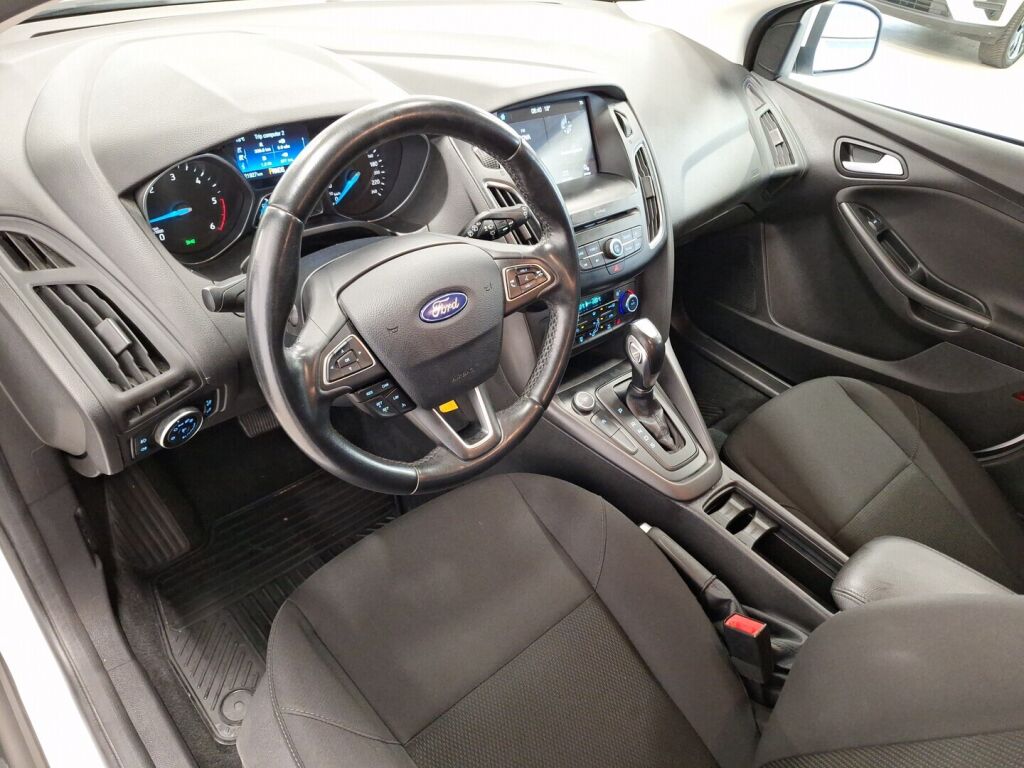 Ford FOCUS 2018 Valkoinen