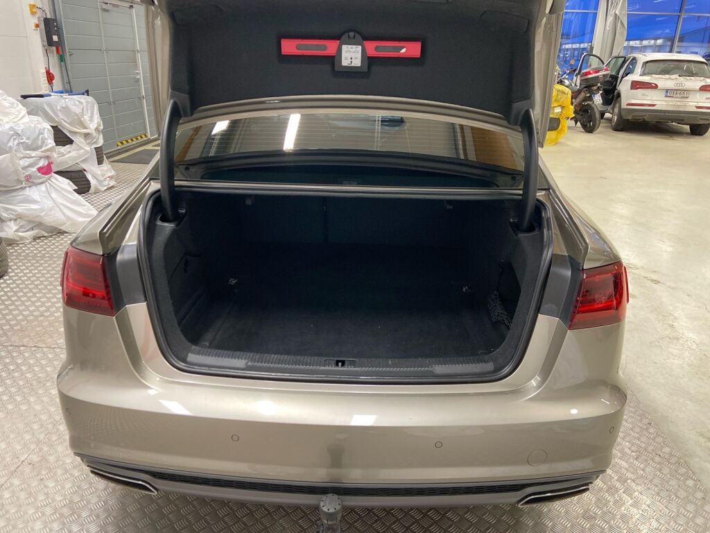 Audi A6 2018 Ruskea (beige)