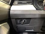 Volkswagen Passat 2018 Sininen