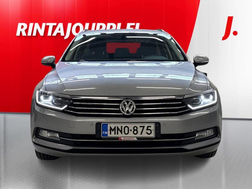 Volkswagen Passat 2018 Sininen