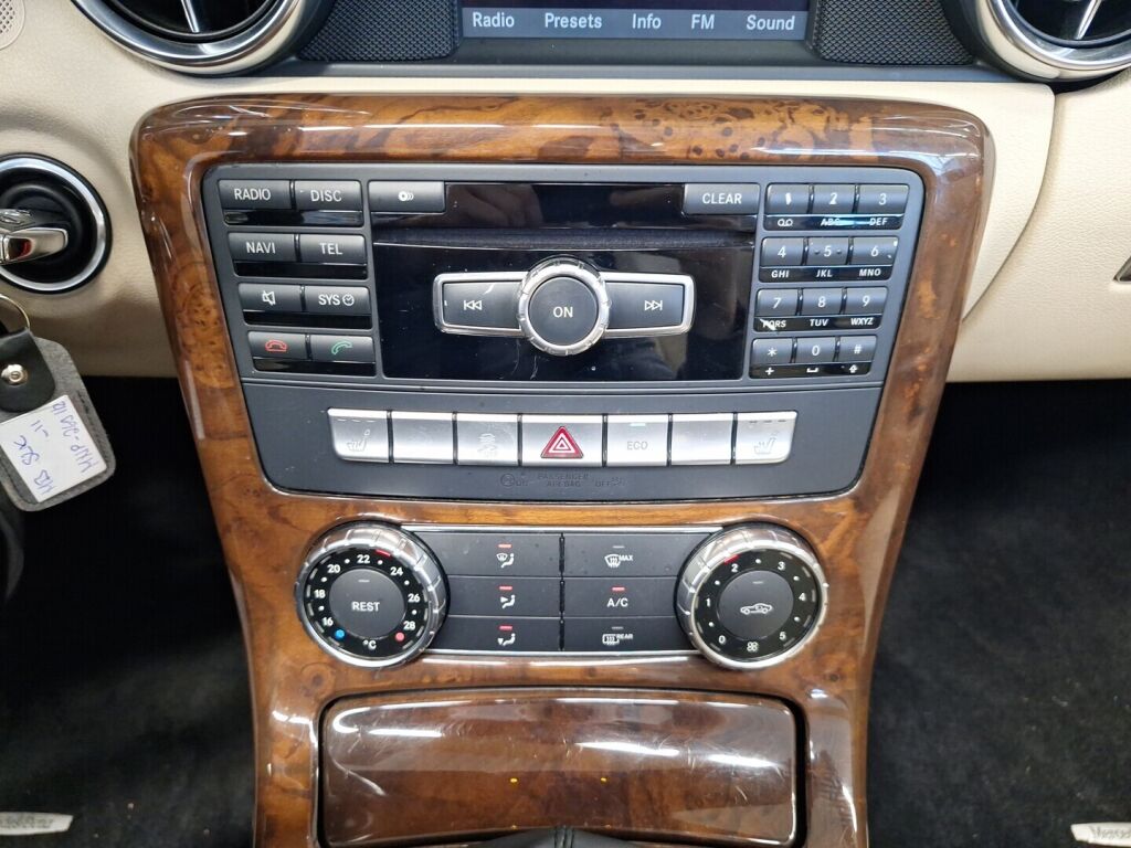 Mercedes-Benz SLK 2011 Punainen