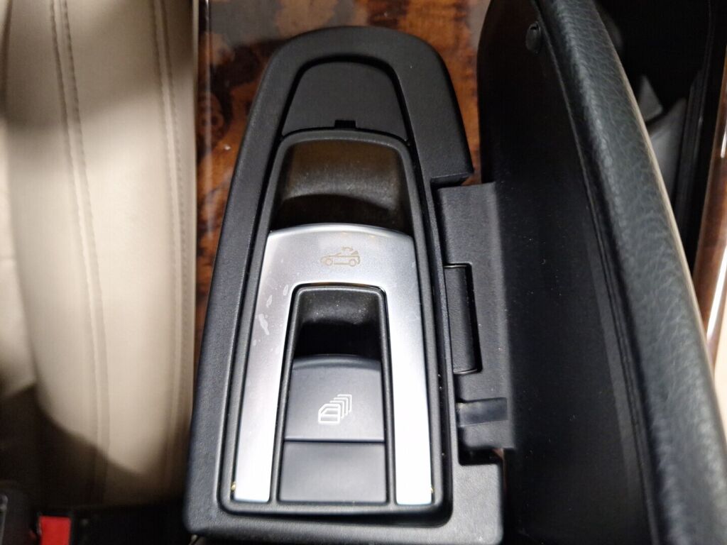 Mercedes-Benz SLK 2011 Punainen