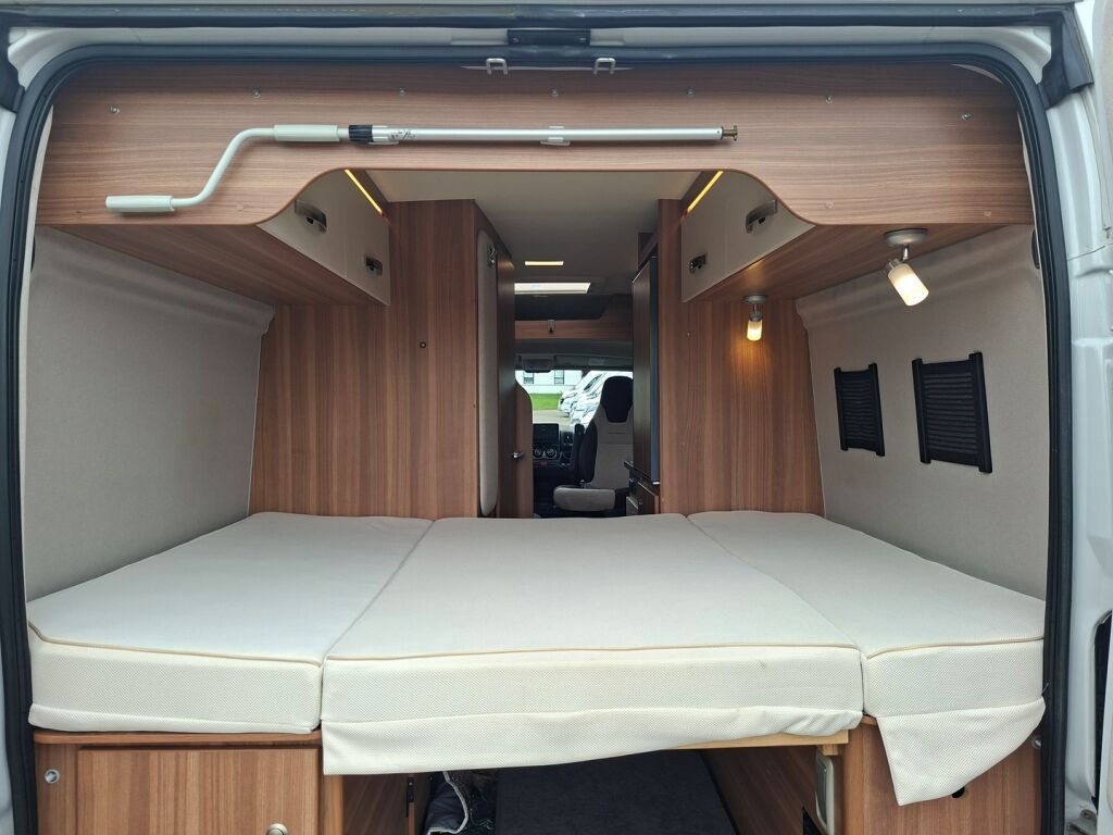 Weinsberg CaraBus 600 Fire Edition 2018 Valkoinen
