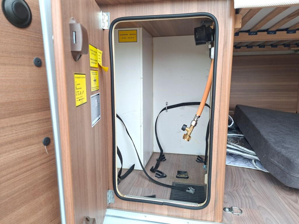 Weinsberg CaraBus 600 Fire Edition 2018 Valkoinen