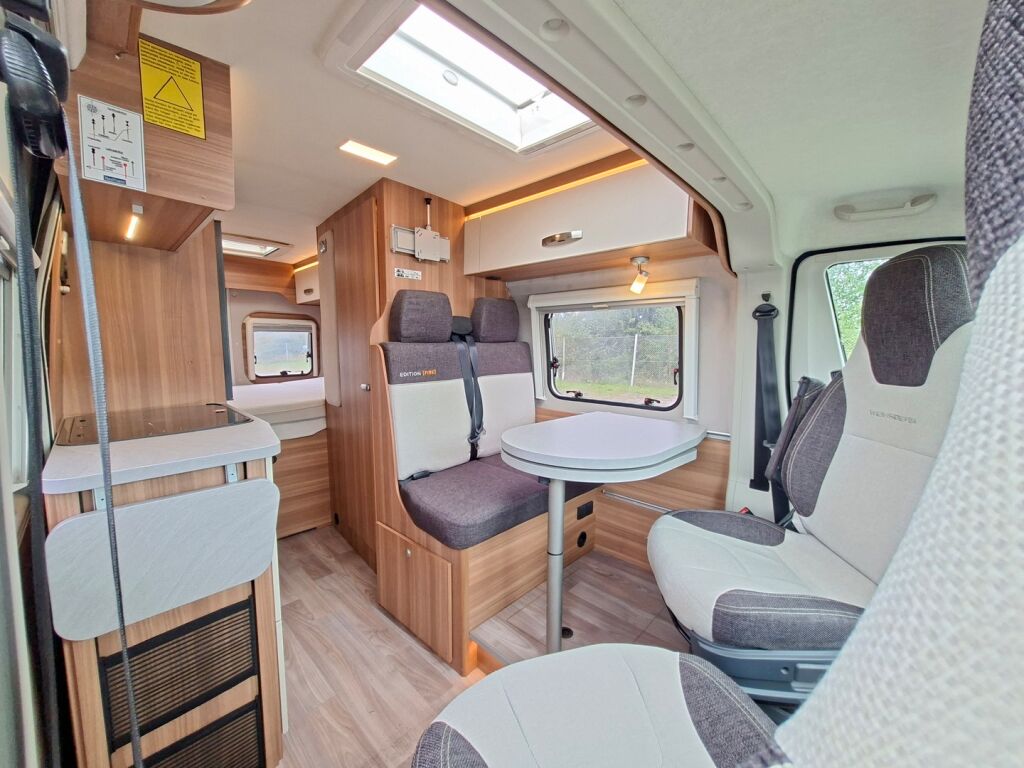 Weinsberg CaraBus 600 Fire Edition 2018 Valkoinen