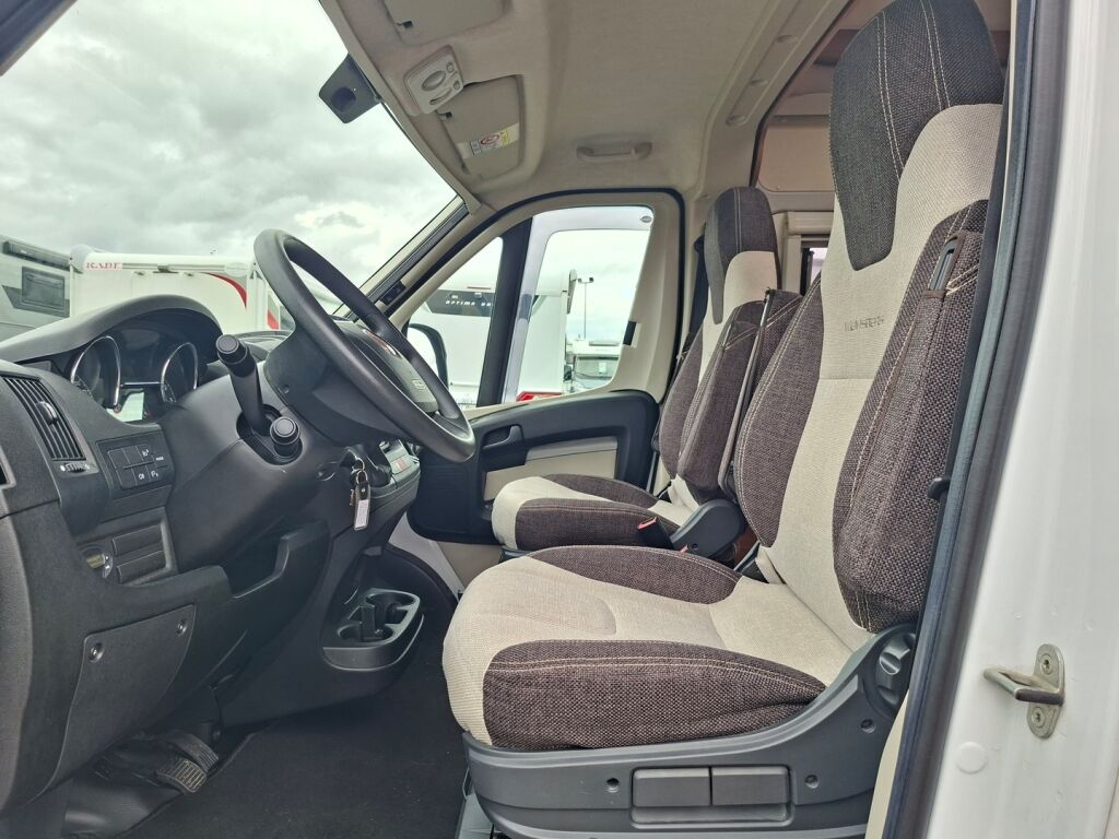 Weinsberg CaraBus 600 Fire Edition 2018 Valkoinen
