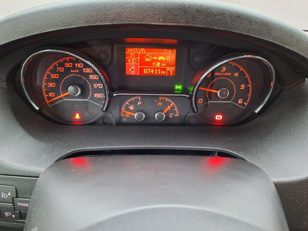 Weinsberg CaraBus 640 Edition FIRE 2018 Valkoinen