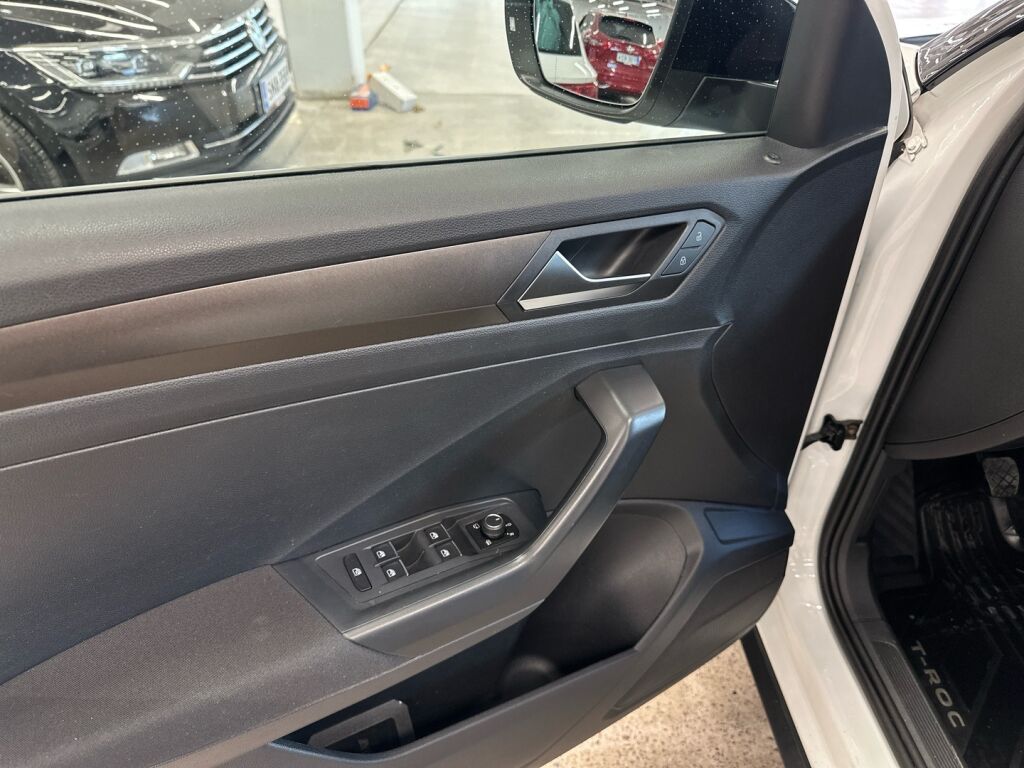 Volkswagen T-Roc 2018 Valkoinen