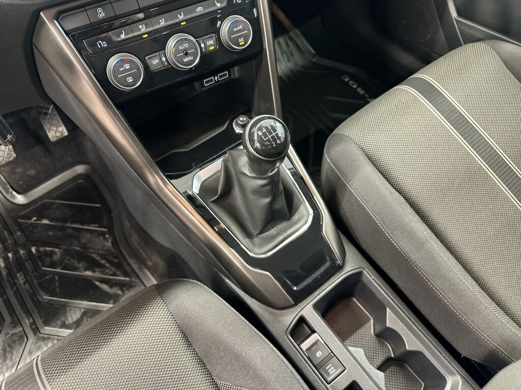 Volkswagen T-Roc 2018 Valkoinen