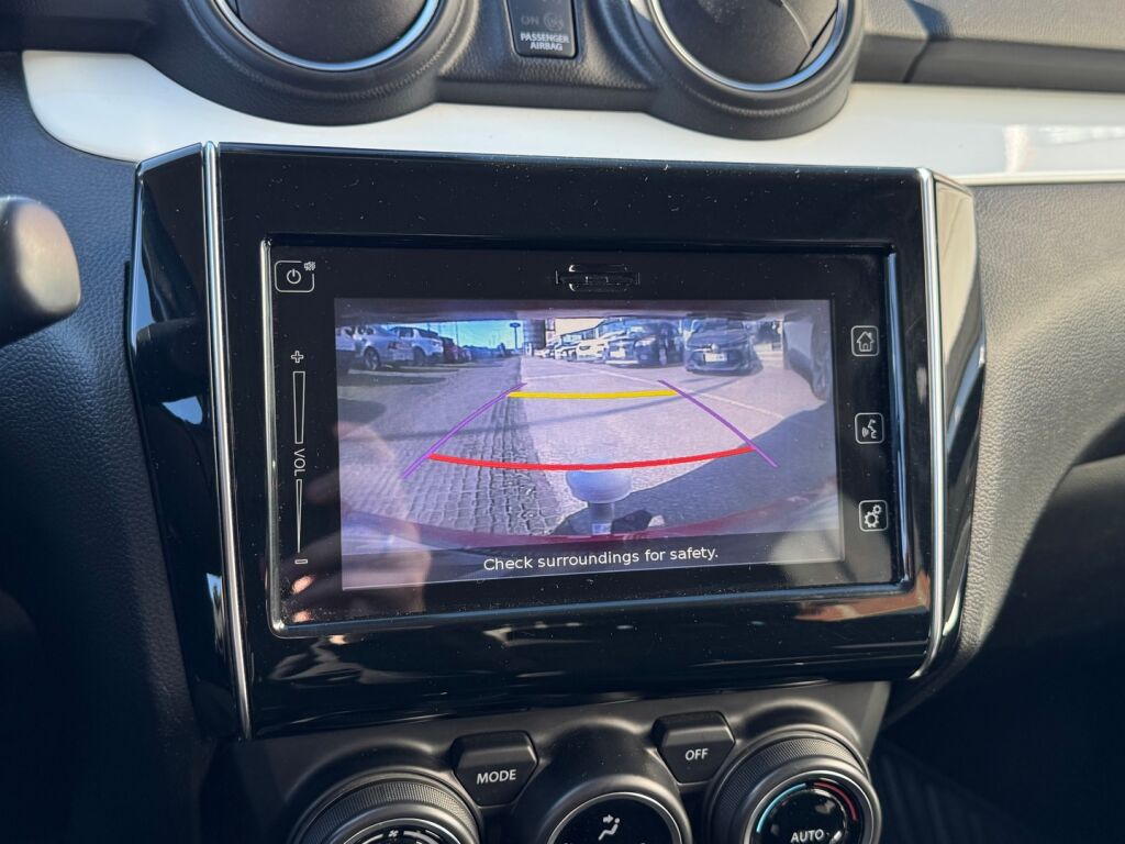 Suzuki Swift 2018 Punainen