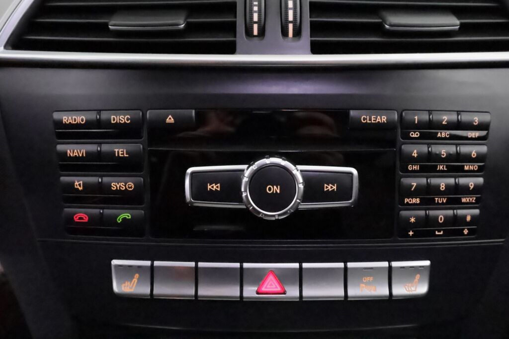 Mercedes-Benz C 2012 Harmaa