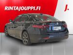 Alfa Romeo Giulia 2018 Musta