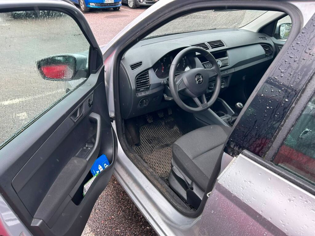 Skoda Fabia 2018 Harmaa