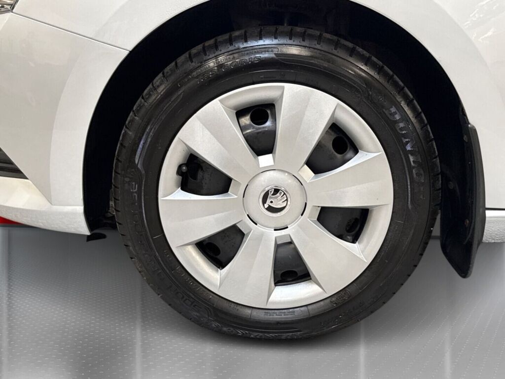 Skoda Fabia 2018 Harmaa