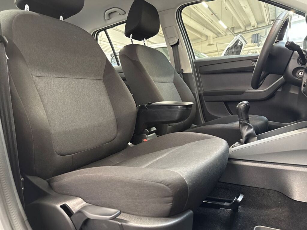 Skoda Fabia 2018 Harmaa