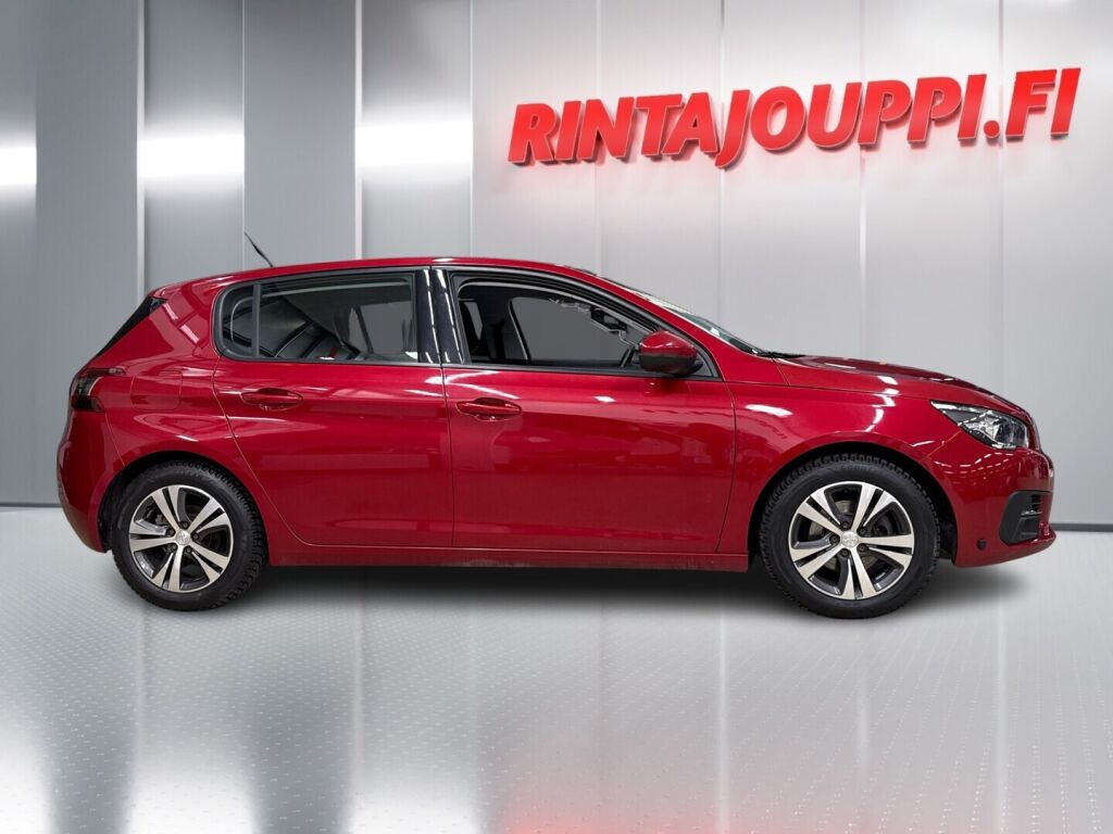 Peugeot 308 2018 Punainen