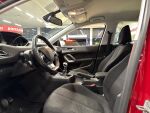 Peugeot 308 2018 Punainen