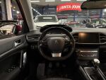 Peugeot 308 2018 Punainen