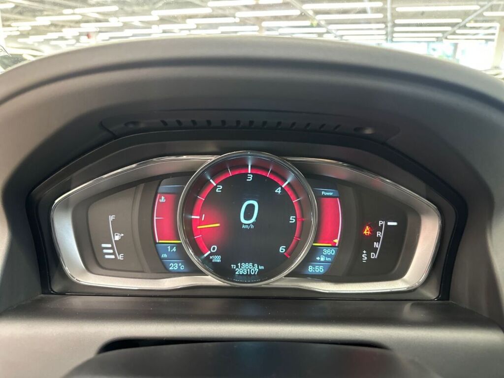 Volvo XC60 2014 Harmaa