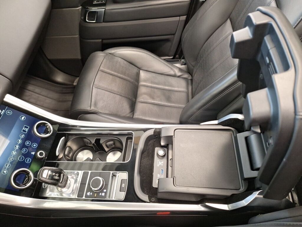 Land Rover Range Rover Sport 2019 Punainen