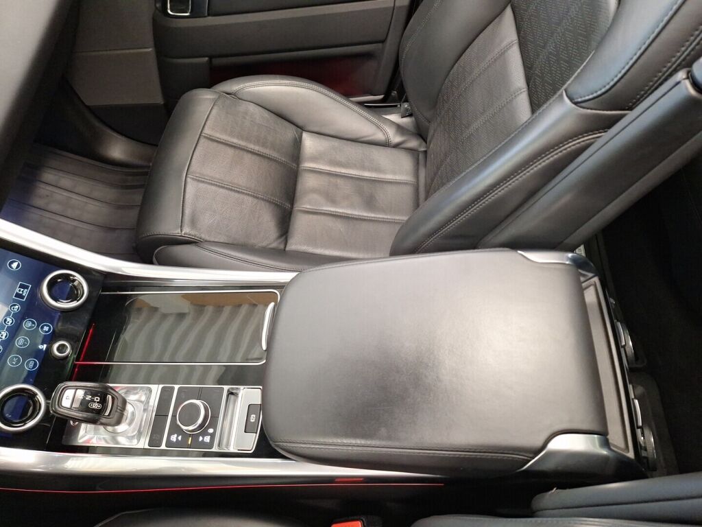 Land Rover Range Rover Sport 2019 Punainen