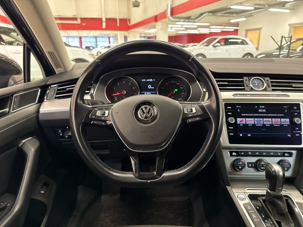 Volkswagen Passat 2018 Harmaa