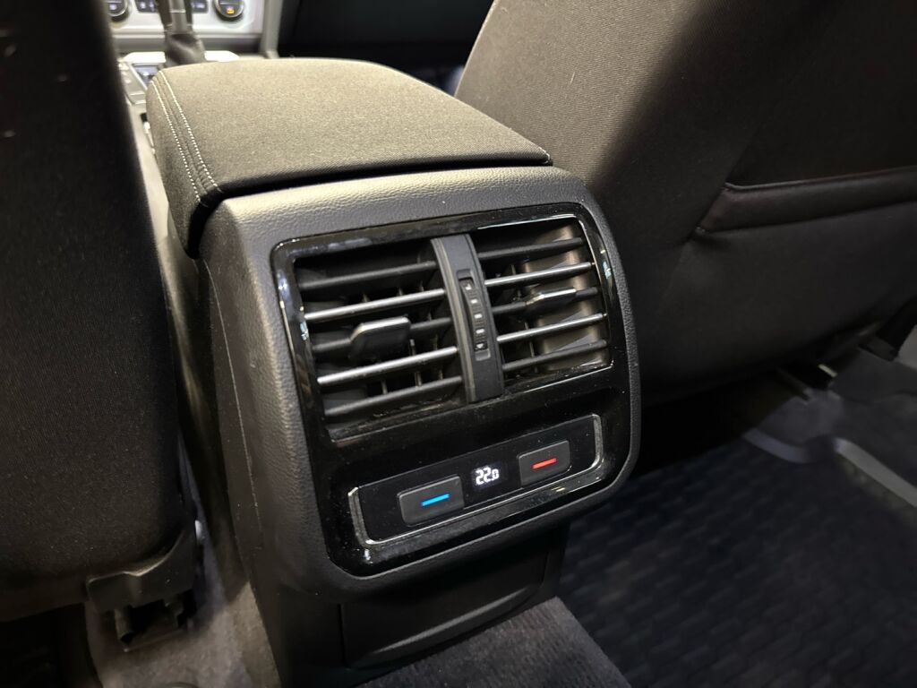 Volkswagen Passat 2018 Harmaa