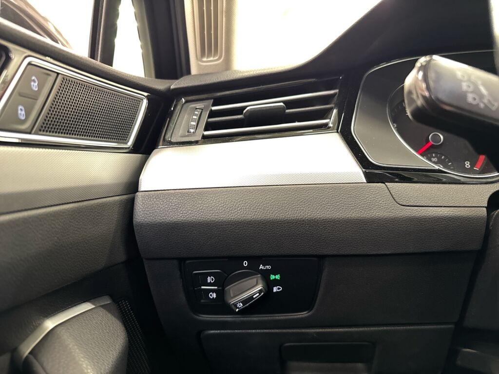 Volkswagen Passat 2018 Harmaa