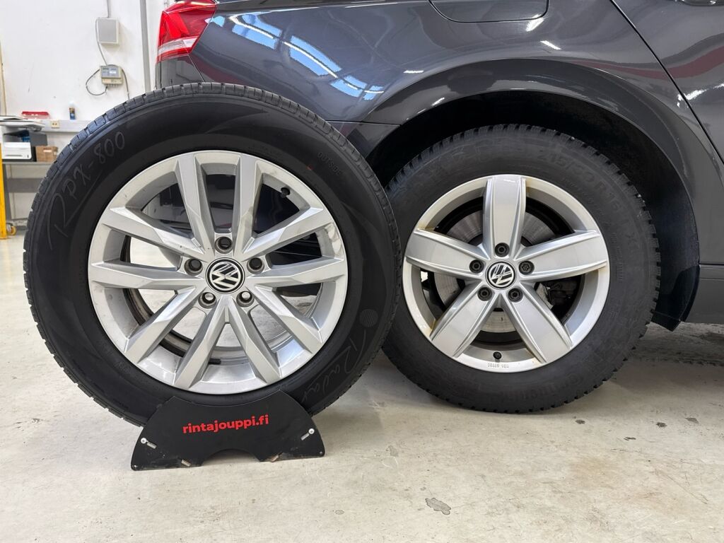 Volkswagen Passat 2018 Harmaa