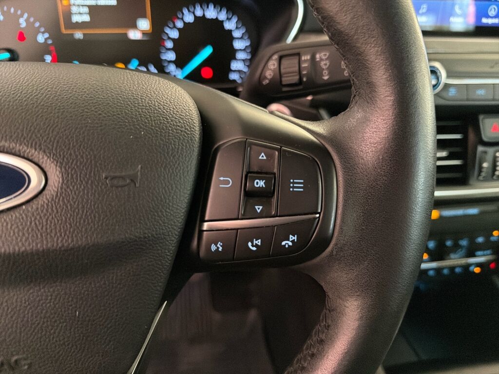 Ford Focus 2019 Harmaa