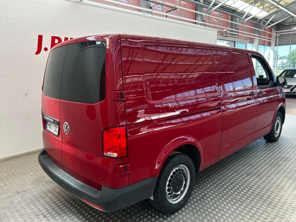 Volkswagen Transporter 2020 Punainen