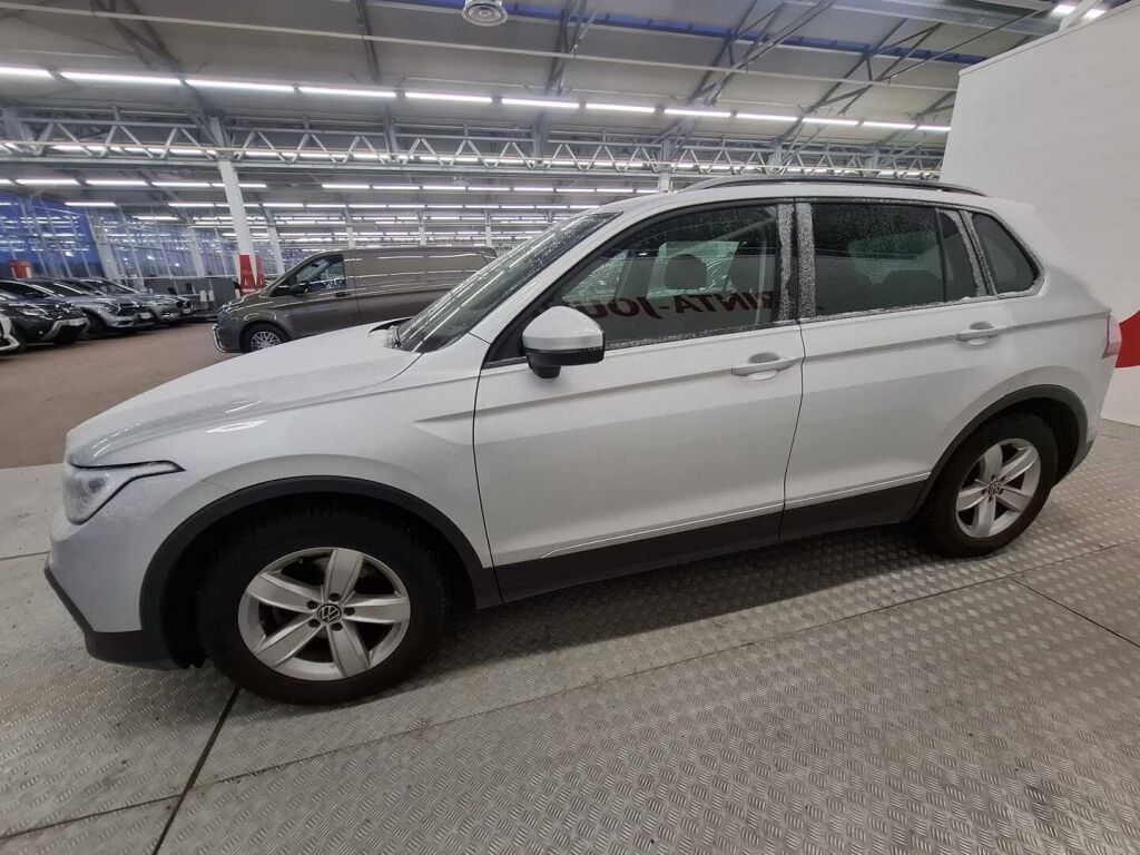 Volkswagen Tiguan 2021 Hopea