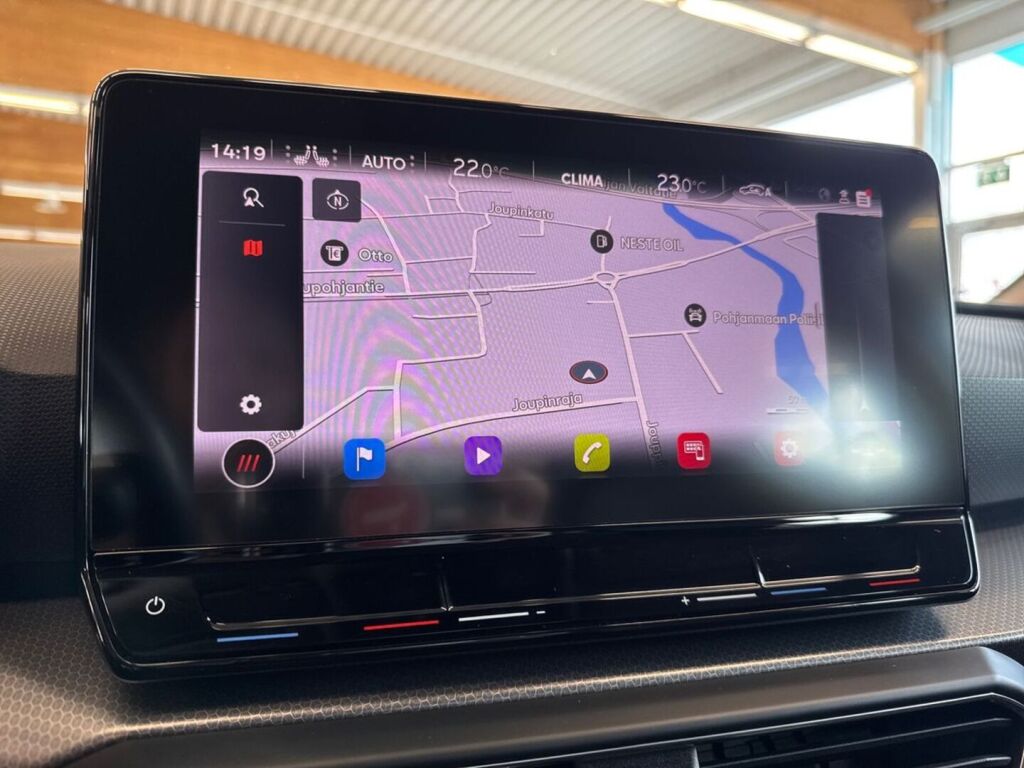 Seat Leon Sportstourer 2021 Musta