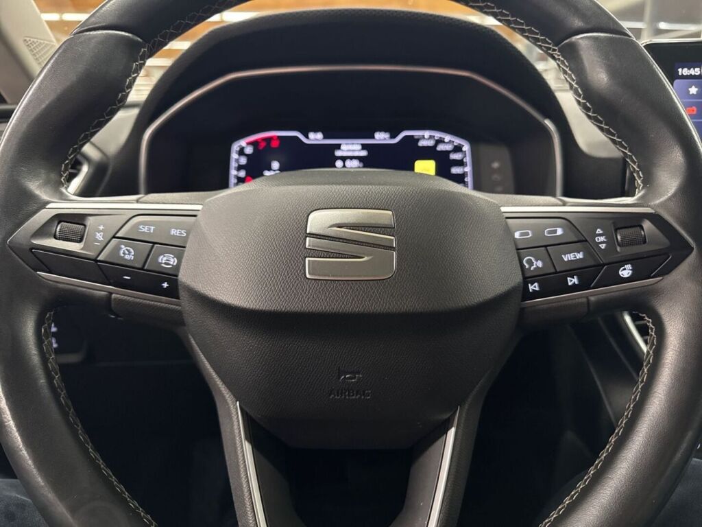 Seat Leon Sportstourer 2021 Musta