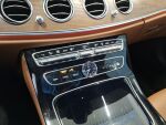Mercedes-Benz E 2017 Ruskea (beige)