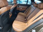 Mercedes-Benz E 2017 Ruskea (beige)
