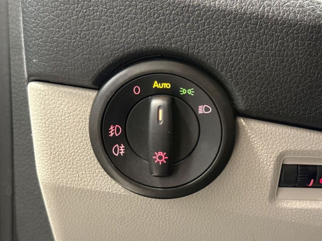 Volkswagen Transporter 2019 Harmaa