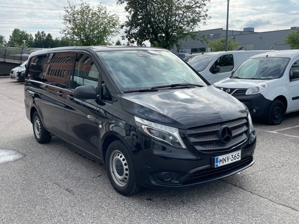 Mercedes-Benz Vito 2018 Musta