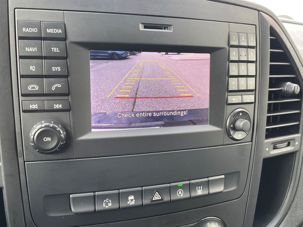 Mercedes-Benz Vito 2018 Musta