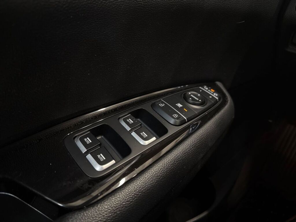 Kia Optima 2020 Musta