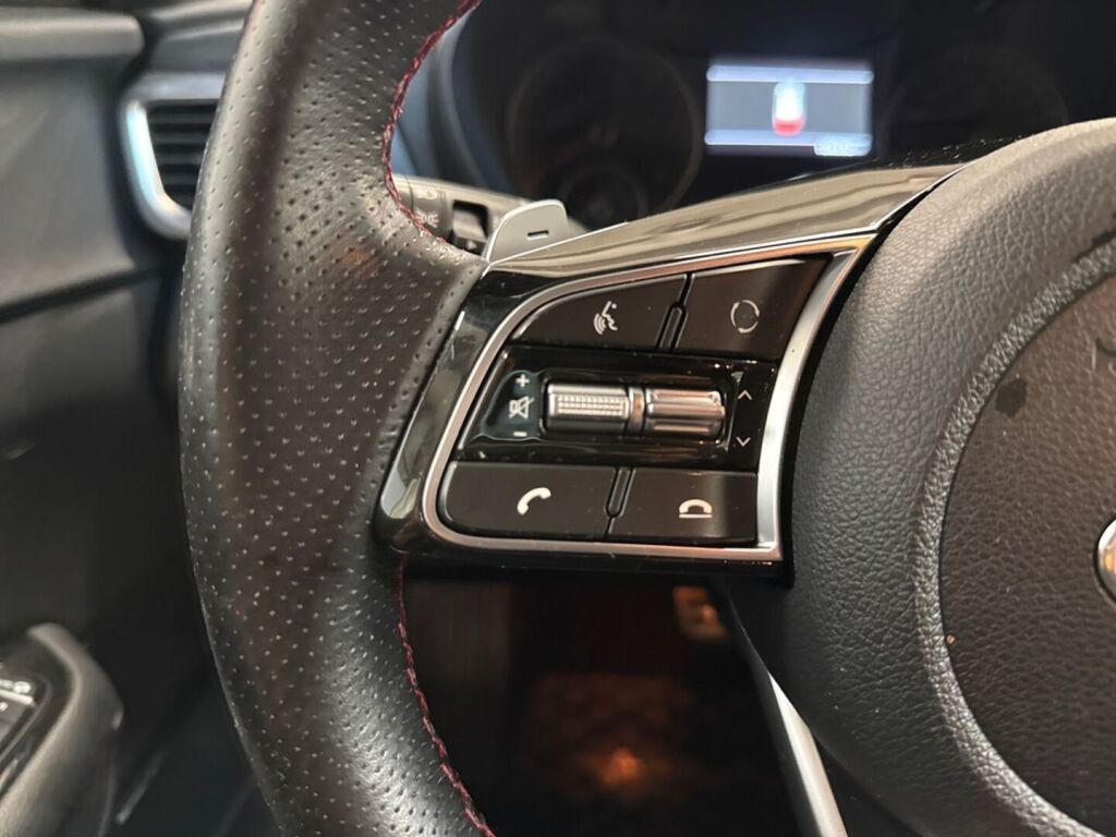 Kia Optima 2020 Musta